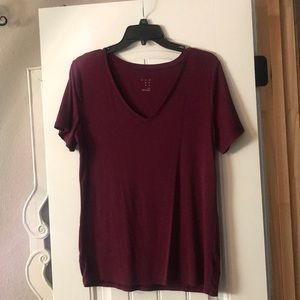 A New Day maroon v neck